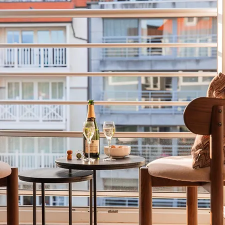 Design Op Toplocatie In Apartment *