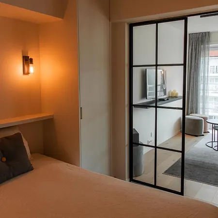 Design Met Parking Apartment *