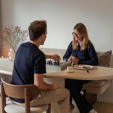 Apartment Design Met Parking *