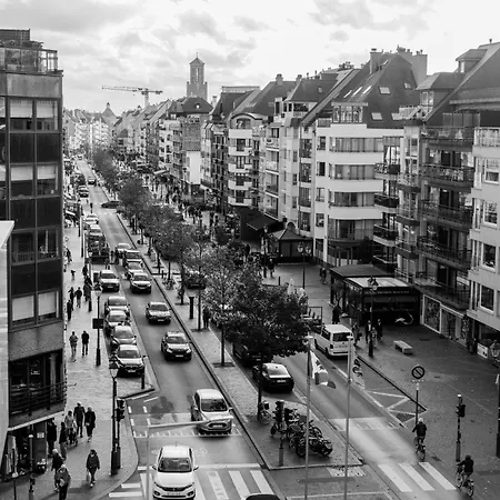 Apartment Design Met Parking *